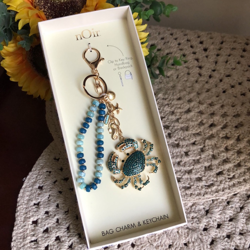 nOir Jewelry Teal & Aqua Crab Beaded Keychain Bag Charm - Picture 7 of 7